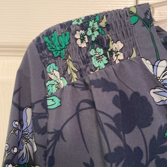 Croft & Barrow Floral Popover Top with Quarter Length Sleeves Medium - Picture 4 of 12